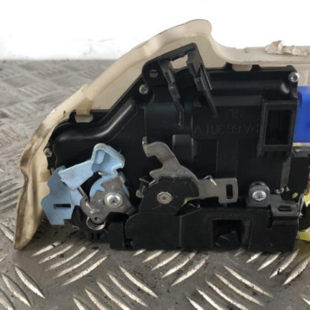 Serrure avant gauche VOLKSWAGEN GOLF 5