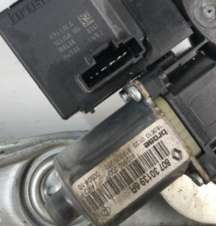 Leve vitre electrique avant droit RENAULT MEGANE 3