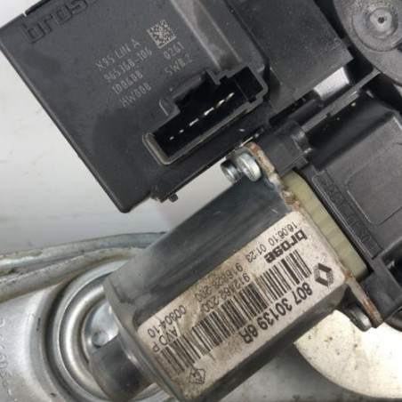 Leve vitre electrique avant droit RENAULT MEGANE 3