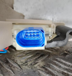 Serrure avant droit VOLKSWAGEN TRANSPORTER 6 Photo n°4