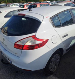 Malle/Hayon arriere RENAULT MEGANE 3 Photo n°6