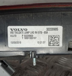 Feu arriere secondaire droit (feux) VOLVO V 60 3 Photo n°4