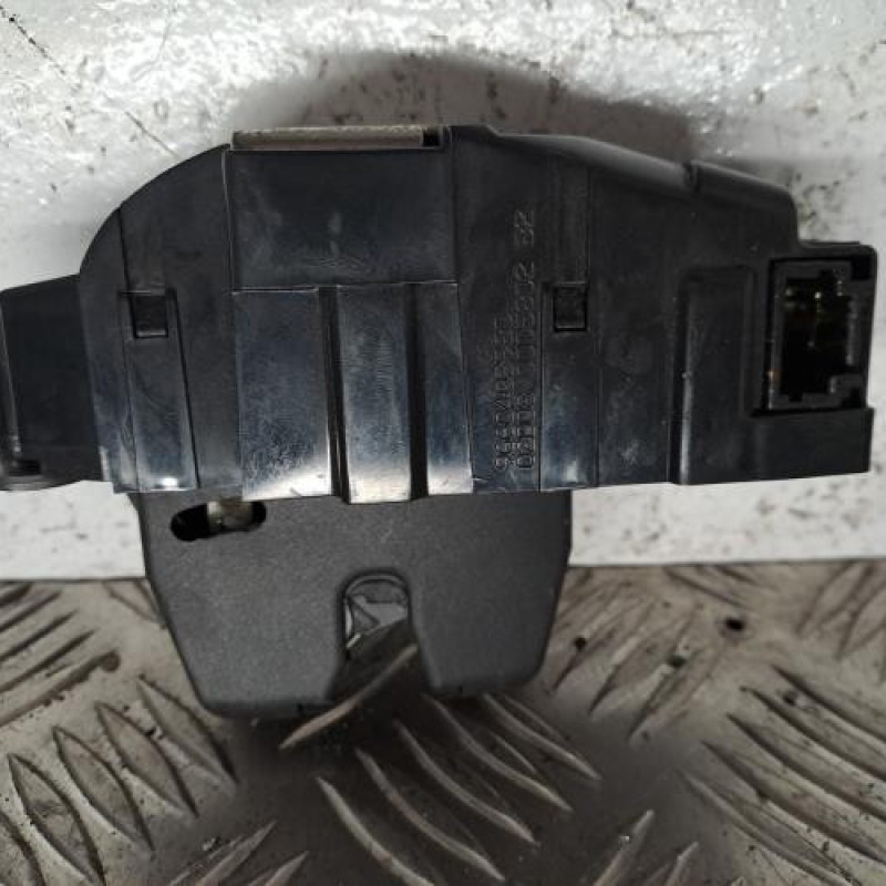 Serrure de hayon CITROEN C4 PICASSO 1