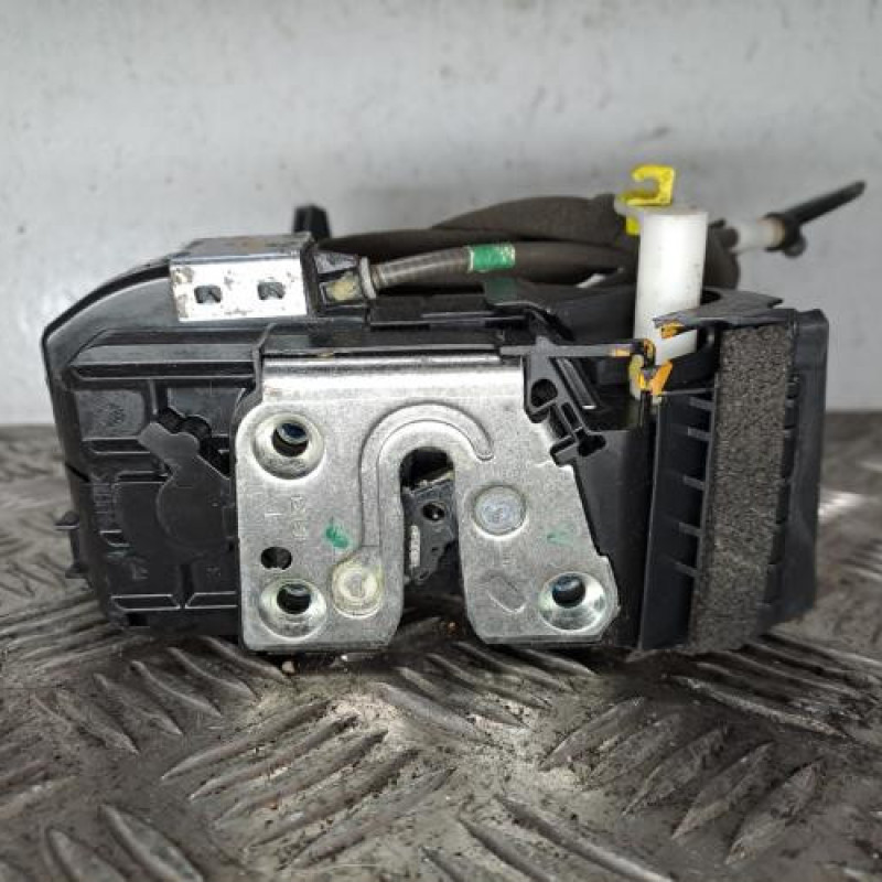 Serrure avant gauche NISSAN JUKE 1