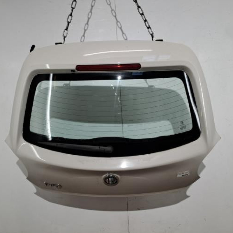 Malle/Hayon arriere ALFA ROMEO MITO