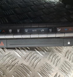 Ecran GPS RENAULT ESPACE 6 Photo n°4