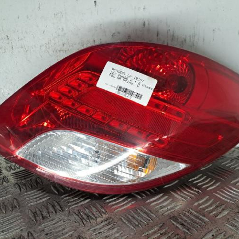 Feu arriere principal droit (feux) PEUGEOT 207