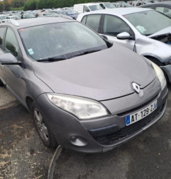 Pare choc arriere RENAULT MEGANE 3 Photo n°6