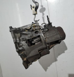 Boite de vitesses PEUGEOT 205 Photo n°1
