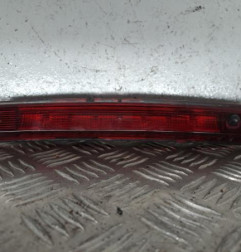 Feu arriere stop central RENAULT CLIO 4 Photo n°1