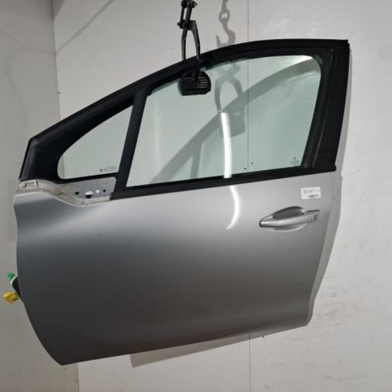 Porte avant gauche PEUGEOT 208 1
