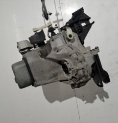 Boite de vitesses PEUGEOT 208 1 Photo n°3