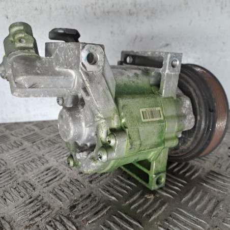 Compresseur clim DACIA DUSTER 1