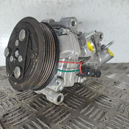 Compresseur clim CITROEN C3 3 Photo n°1