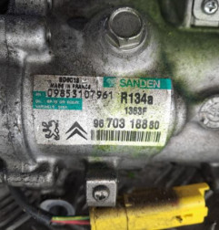 Compresseur clim CITROEN C3 PICASSO Photo n°3