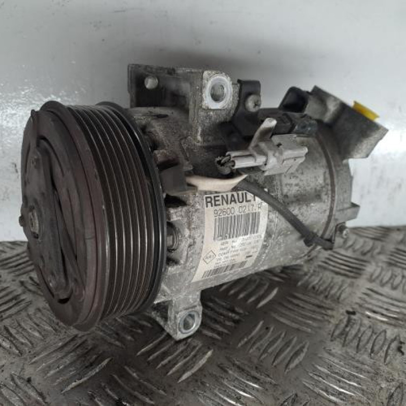 Compresseur clim RENAULT CLIO 4