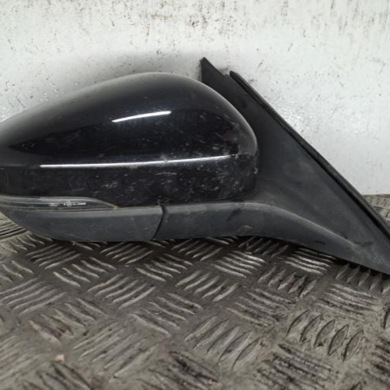 Retroviseur droit FORD FOCUS 4