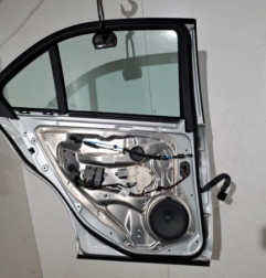 Porte arriere gauche MERCEDES CLASSE C 204 Photo n°4