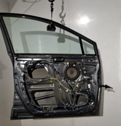 Porte avant gauche TOYOTA COROLLA VERSO 2 Photo n°4