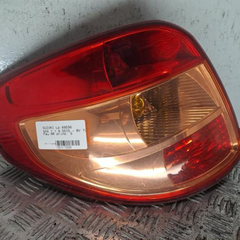 Feu arriere principal gauche (feux) SUZUKI SX4 1
