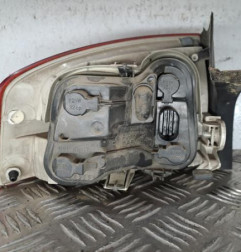 Feu arriere principal droit (feux) AUDI A4 2 Photo n°3