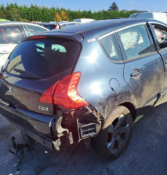 Renfort pare choc avant (traverse) PEUGEOT 3008 1 Photo n°6