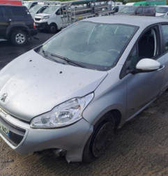 Pare choc arriere PEUGEOT 208 1 Photo n°5