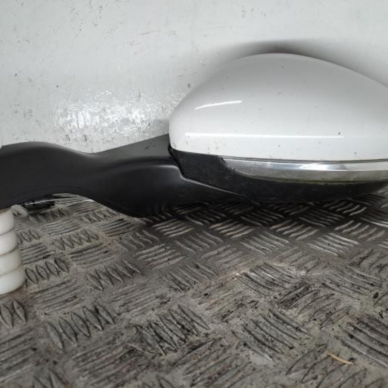 Retroviseur gauche PEUGEOT 208 1