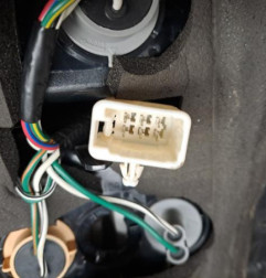 Feu arriere principal gauche (feux) TOYOTA PRIUS 2 Photo n°4