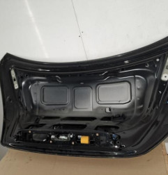 Malle/Hayon arriere MERCEDES CLASSE S 221 Photo n°4