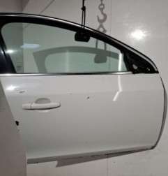 Porte avant droit VOLVO V 60 2 Photo n°1