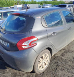 Pare choc arriere PEUGEOT 208 1 Photo n°7