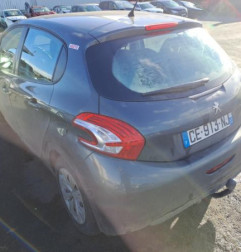Pare choc arriere PEUGEOT 208 1 Photo n°8
