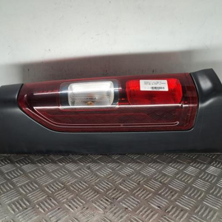 Feu arriere principal gauche (feux) RENAULT TRAFIC 3 COURT Photo n°1