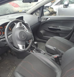 Feu arriere principal gauche (feux) OPEL CORSA D Photo n°10