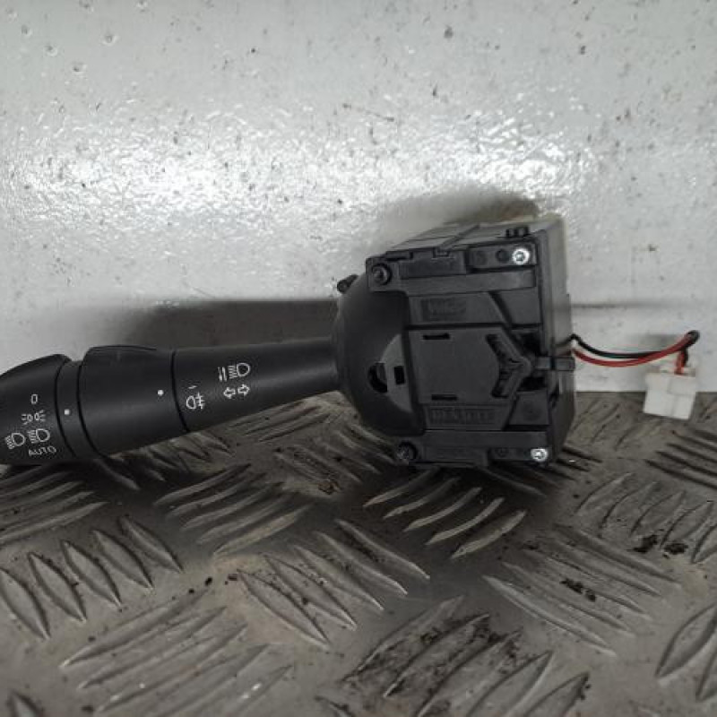 Commodo phare RENAULT CLIO 4
