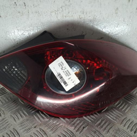 Feu arriere principal droit (feux) OPEL CORSA D Photo n°1