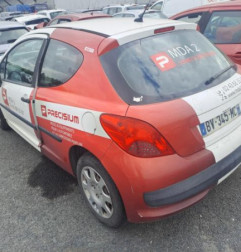 Pare choc arriere PEUGEOT 207 Photo n°8