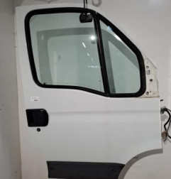 Porte avant droit IVECO DAILY 4 Photo n°1