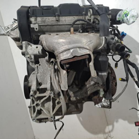 Moteur CITROEN XSARA Photo n°1