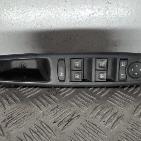 Interrupteur de leve vitre avant gauche RENAULT SCENIC 3 Photo n°1