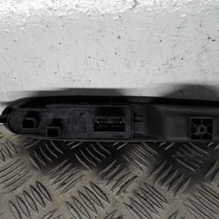 Interrupteur de leve vitre avant gauche CITROEN C4 2