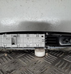 Interrupteur de leve vitre avant gauche RENAULT MEGANE 3