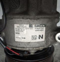 Compresseur clim RENAULT CLIO 5 Photo n°3