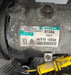 Compresseur clim CITROEN C4 1 Photo n°3