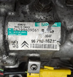 Compresseur clim CITROEN C3 PICASSO Photo n°3