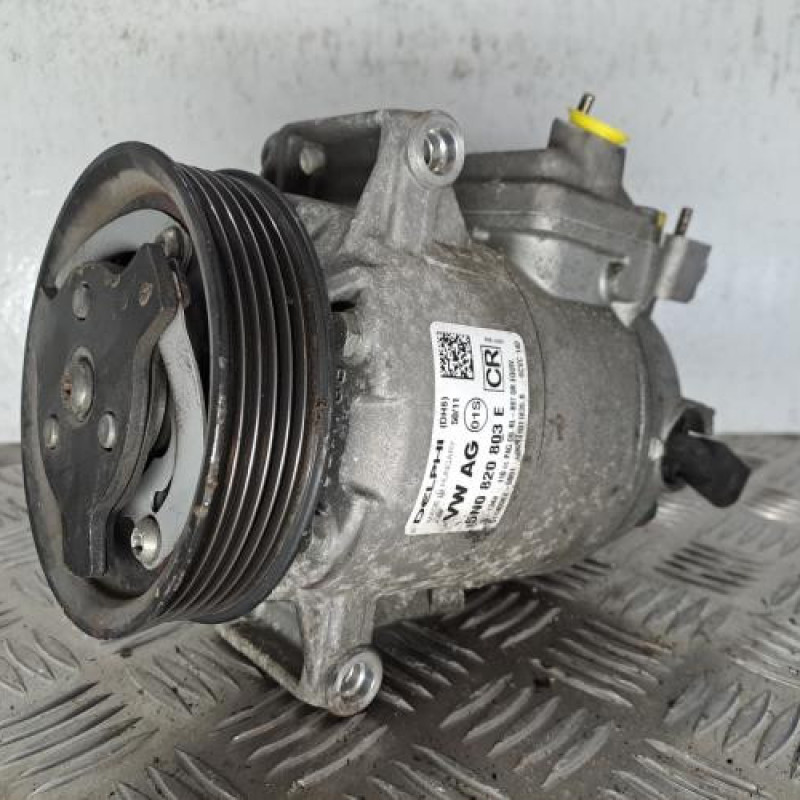 Compresseur clim VOLKSWAGEN POLO 5