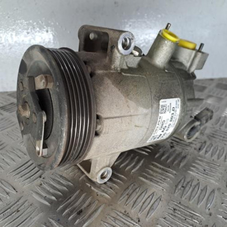 Compresseur clim SEAT LEON 3 Photo n°1