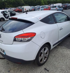 Demarreur RENAULT MEGANE 3 Photo n°8