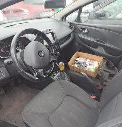 Compresseur clim RENAULT CLIO 4 Photo n°8